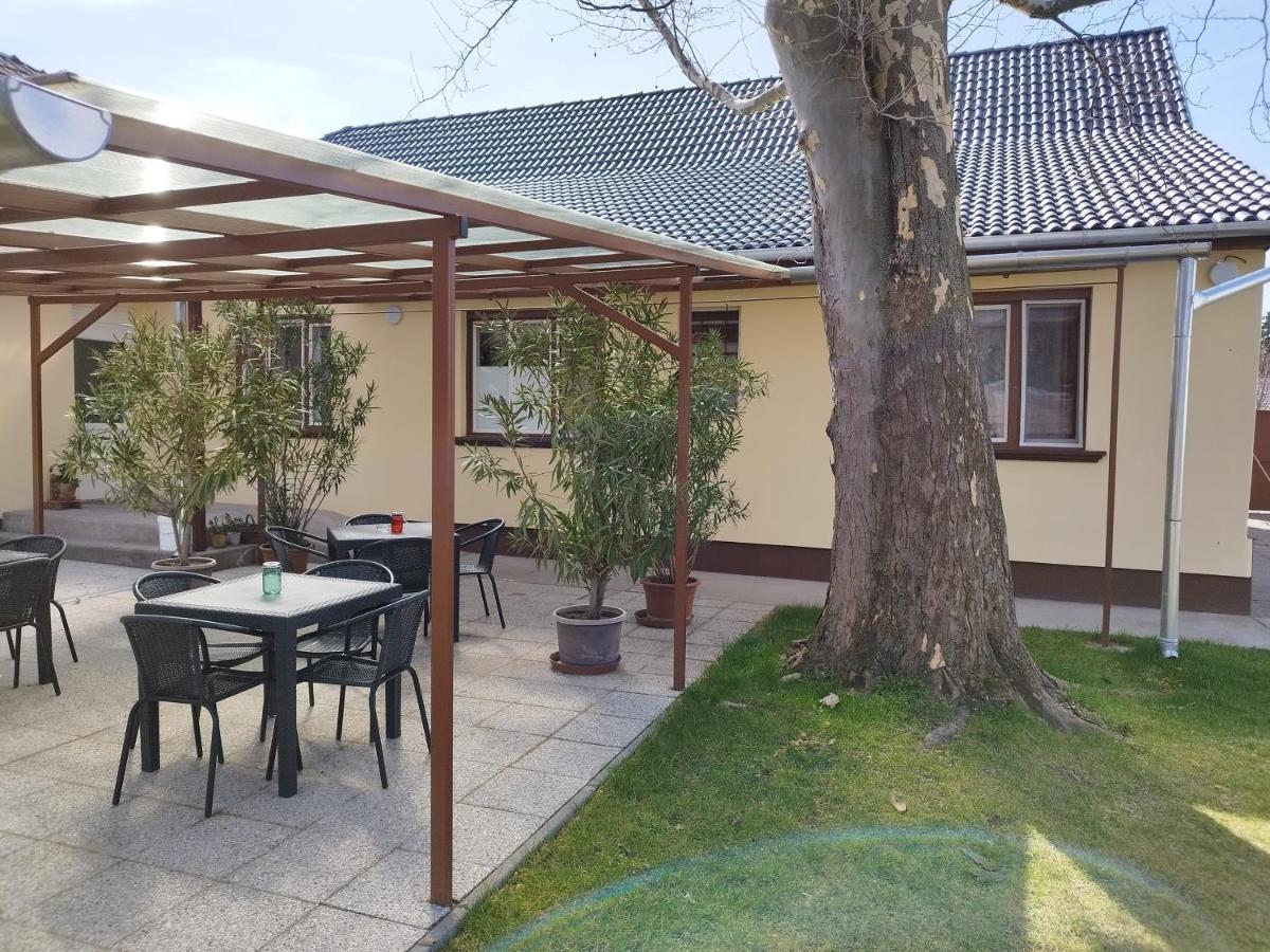 Tartós Szegfű Vendégház, Magánszállás Tazlar Kültér fotó